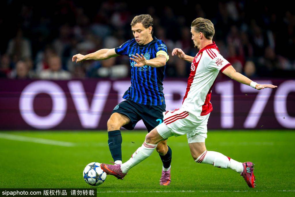 20岁新星引爆欧洲！中国足球最缺的狠角色，郑智接班人终于来了