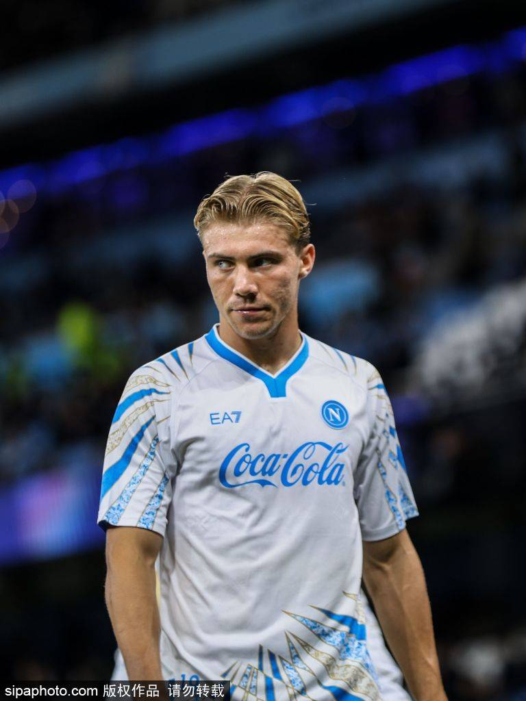 瓜迪奥拉：对哈兰德没进四五个感到失望，进攻端其他人也得进球