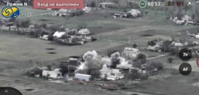 俄军三面包围红军城，北线出口仅剩3公里，西入口处插起俄国旗