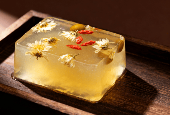 养生：吃罗汉果菊花糕的好处