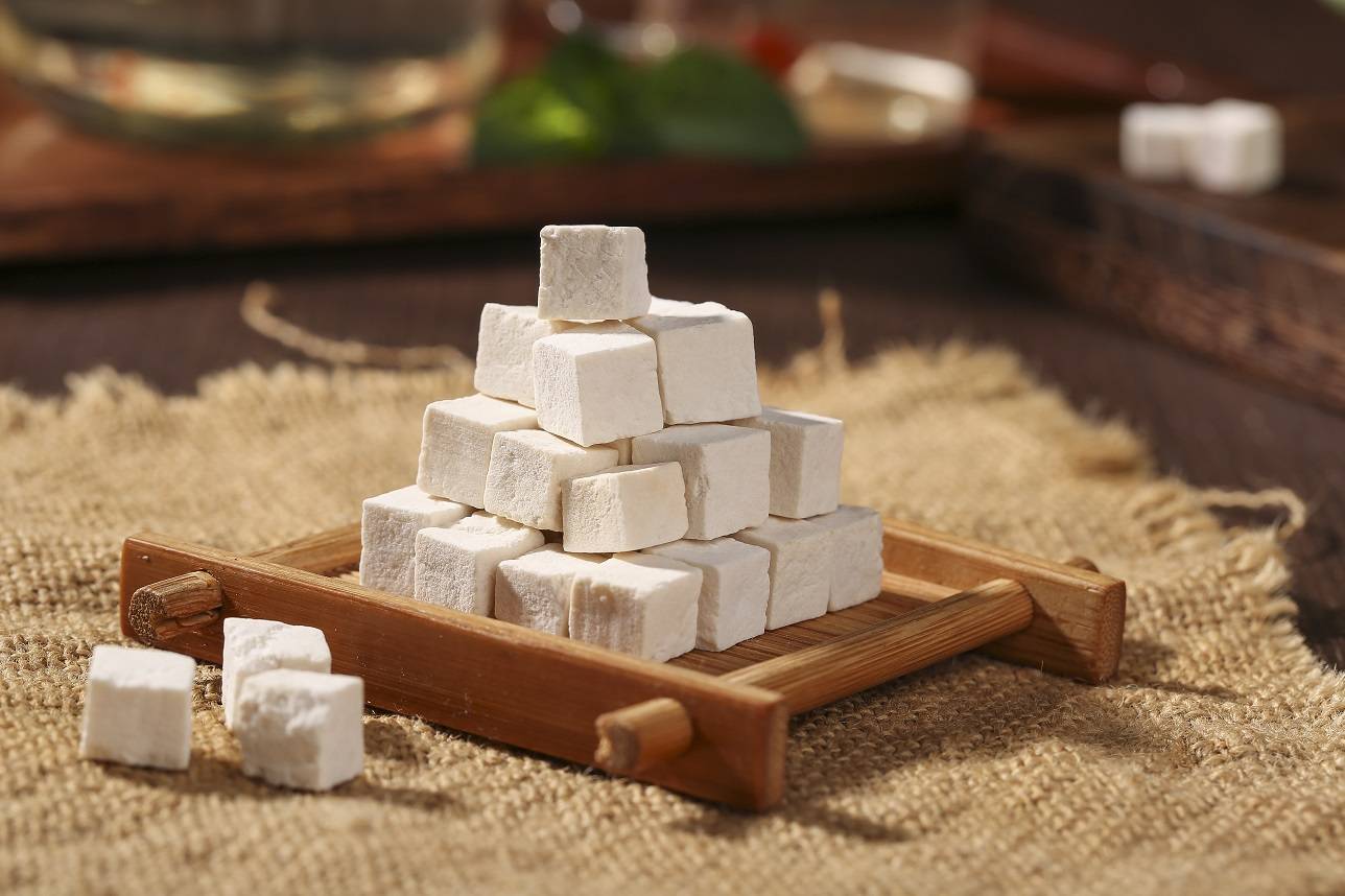 秋季就要吃茯苓！健脾祛湿、养心安神，3款食谱照着做~