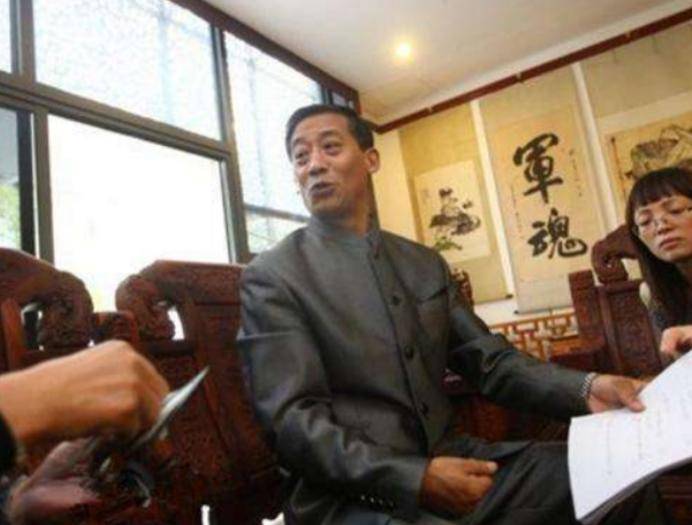 17万骗走乾隆真迹，转手卖8736万，2011年老农将鉴宝专家告上法庭