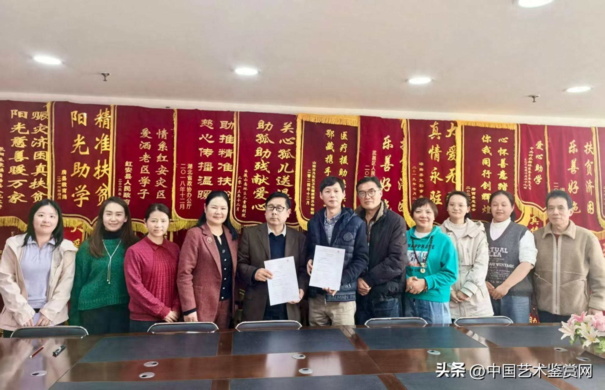 《当代慈善艺术家风采》全国征稿：阳光慈善与博士来筑大爱