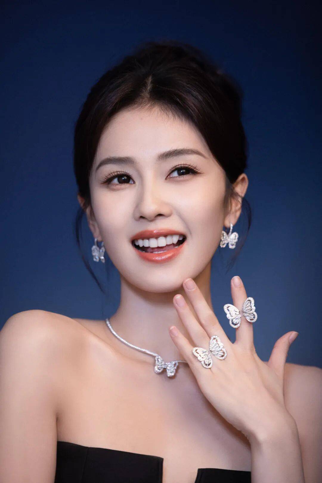 榜妹热线 ｜白鹿杀青后续？陈哲远卖力宣传？张婧仪进组？吴磊新剧？罗一舟又拍短剧？