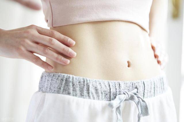 一晚上瘦3斤的小妙招，隔天肚子明显瘪下去