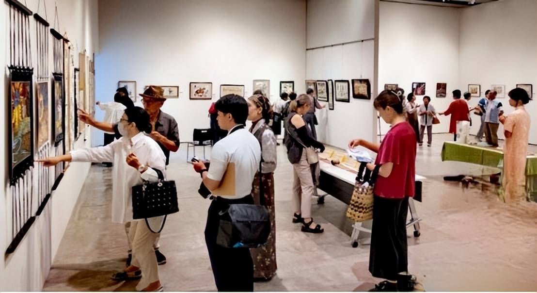 天地神韵日中东巴文化艺术联合展在岐阜落幕 古老东巴文焕发新生