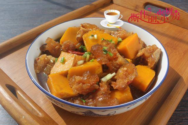 秋天中老年多吃这4样“高钙菜”，壮骨强免疫腿脚有劲，别心疼钱