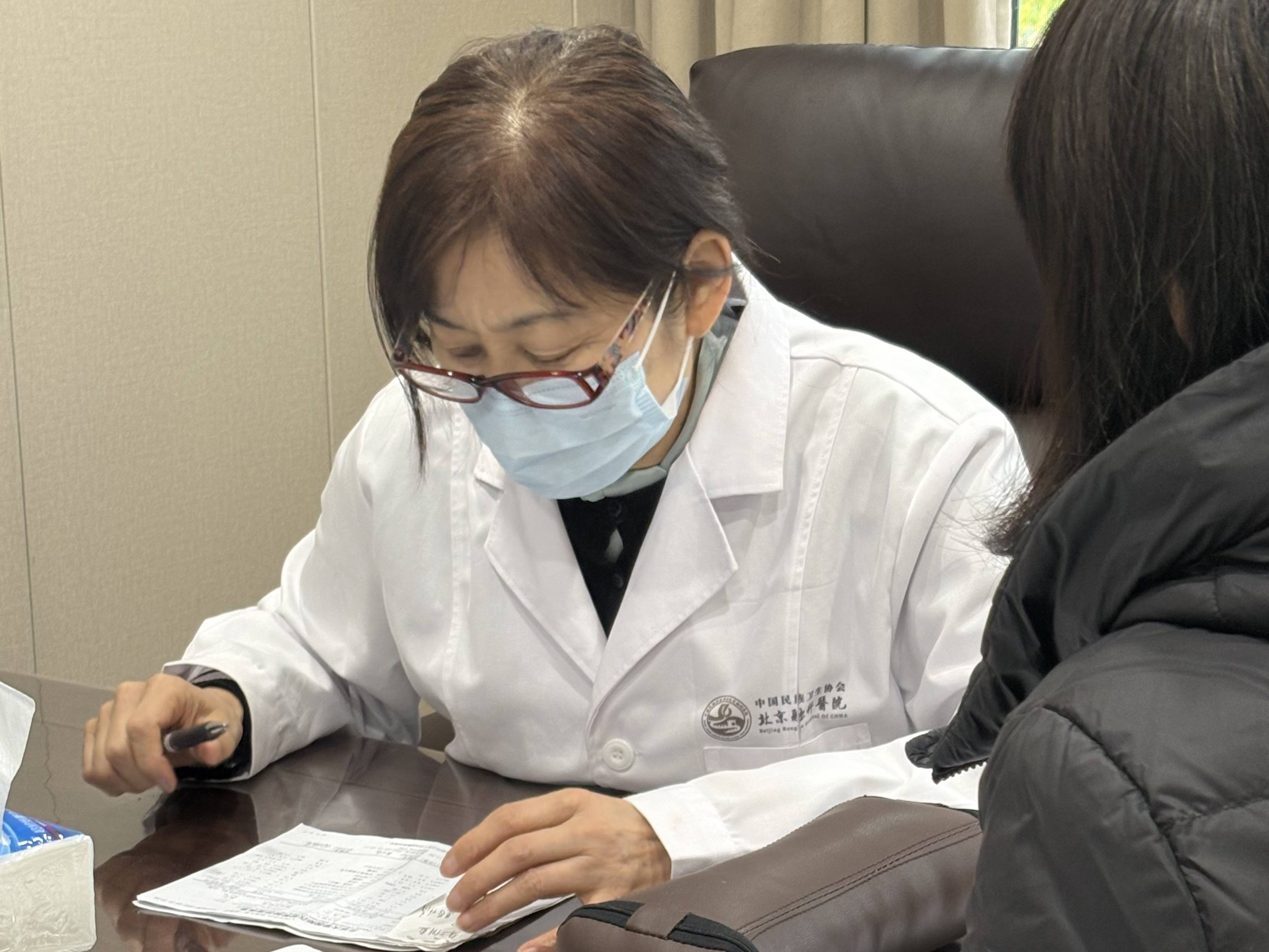 听齐岩医生一句劝：强直性脊柱炎，这三点务必牢记于心！