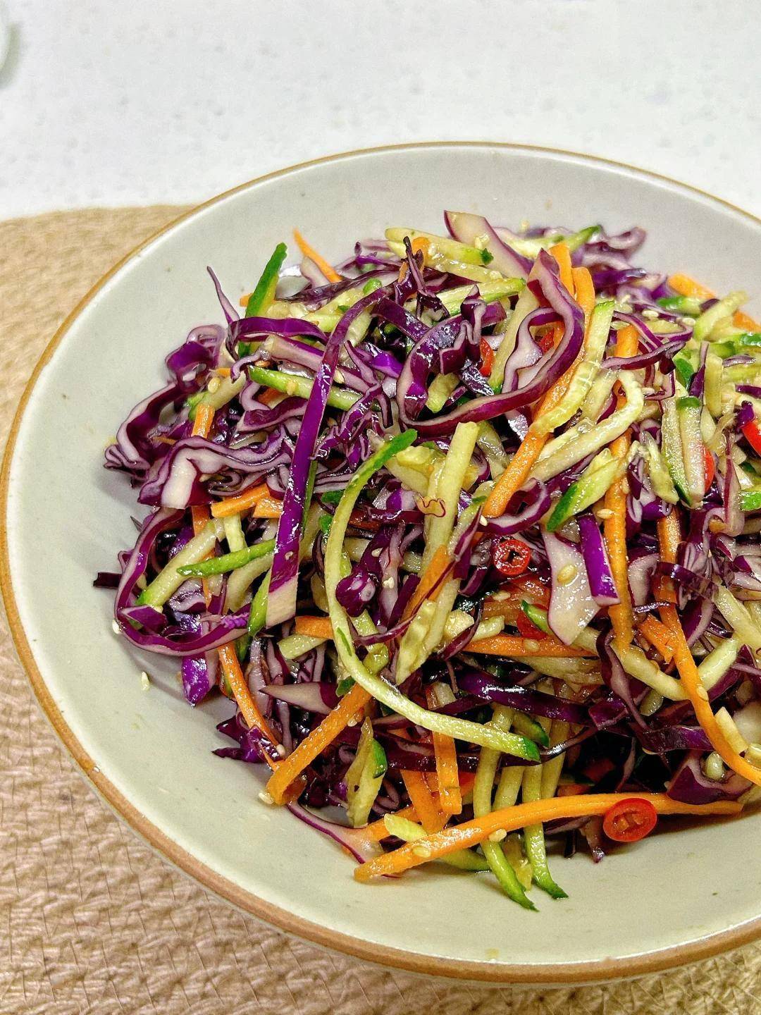 原创            “血压友好菜”被发现！不是芹菜而是它，老人常吃血压稳