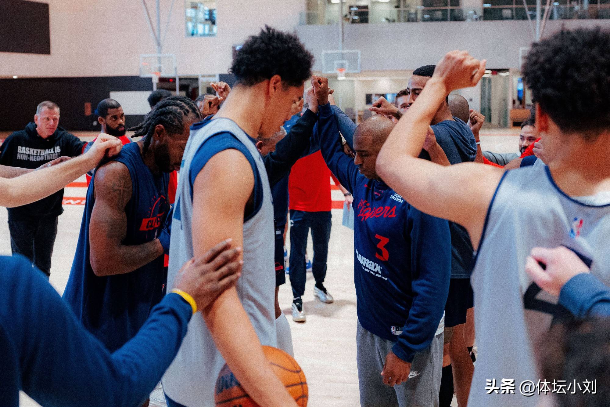 原创            快船更新伤情！1人缺席1人成疑，哈登状态火热带队剑指2连胜