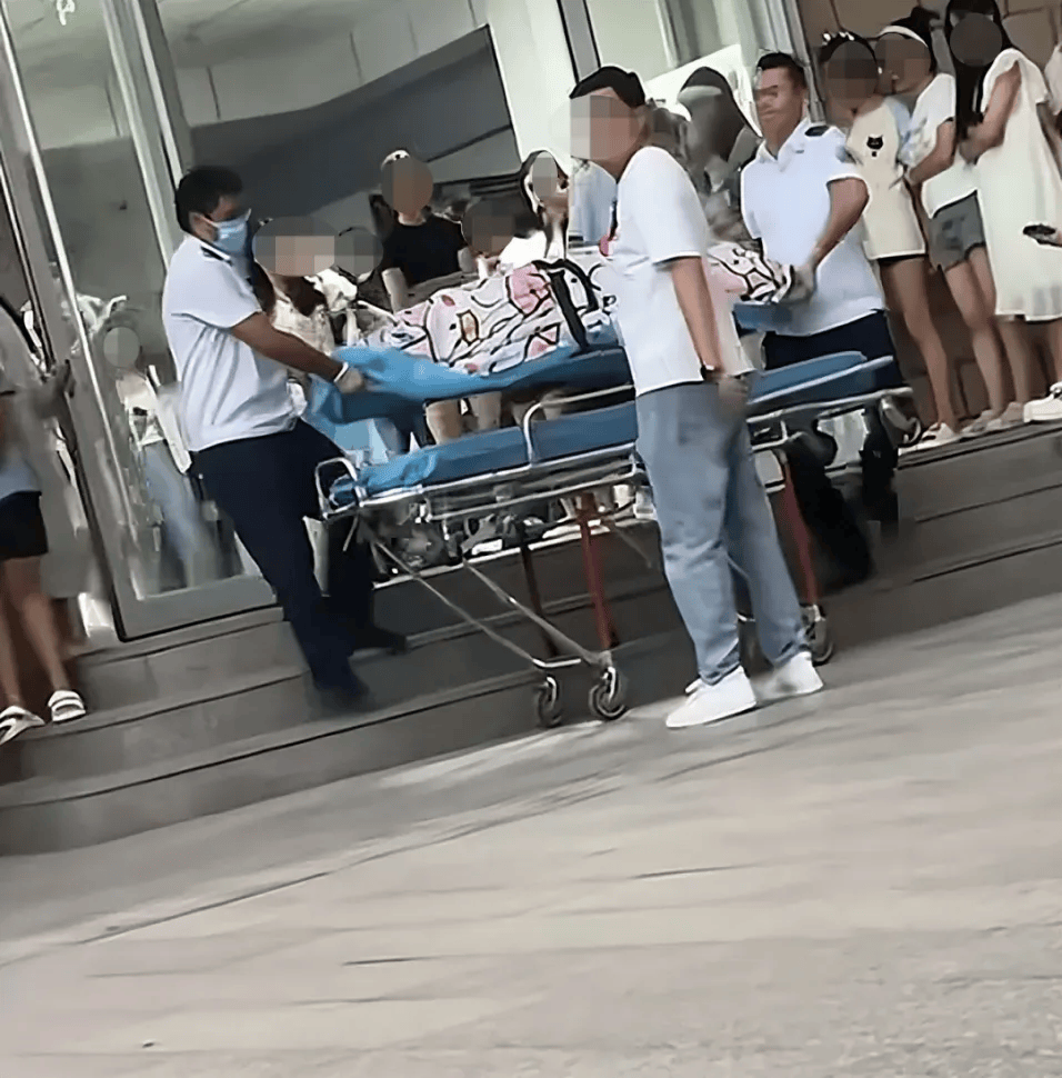 甘肃女大学生宿舍产子：年轻情侣爱做的那点事，决定权就该归女生！