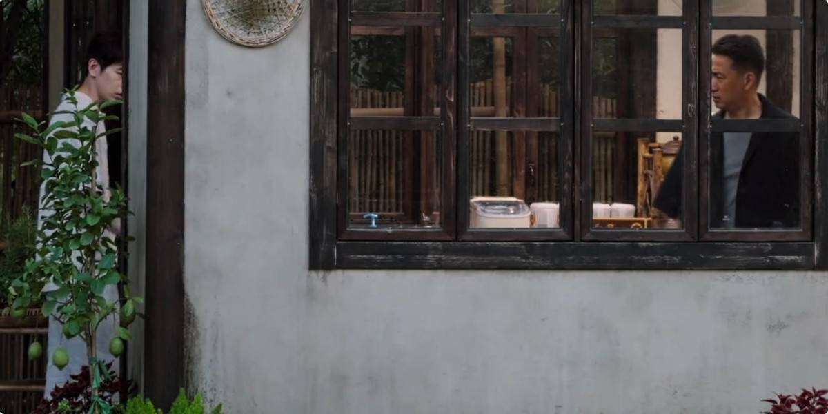 原创            黄磊下厨了,何炅开捧了,向往的生活8对味儿了,观众开心了