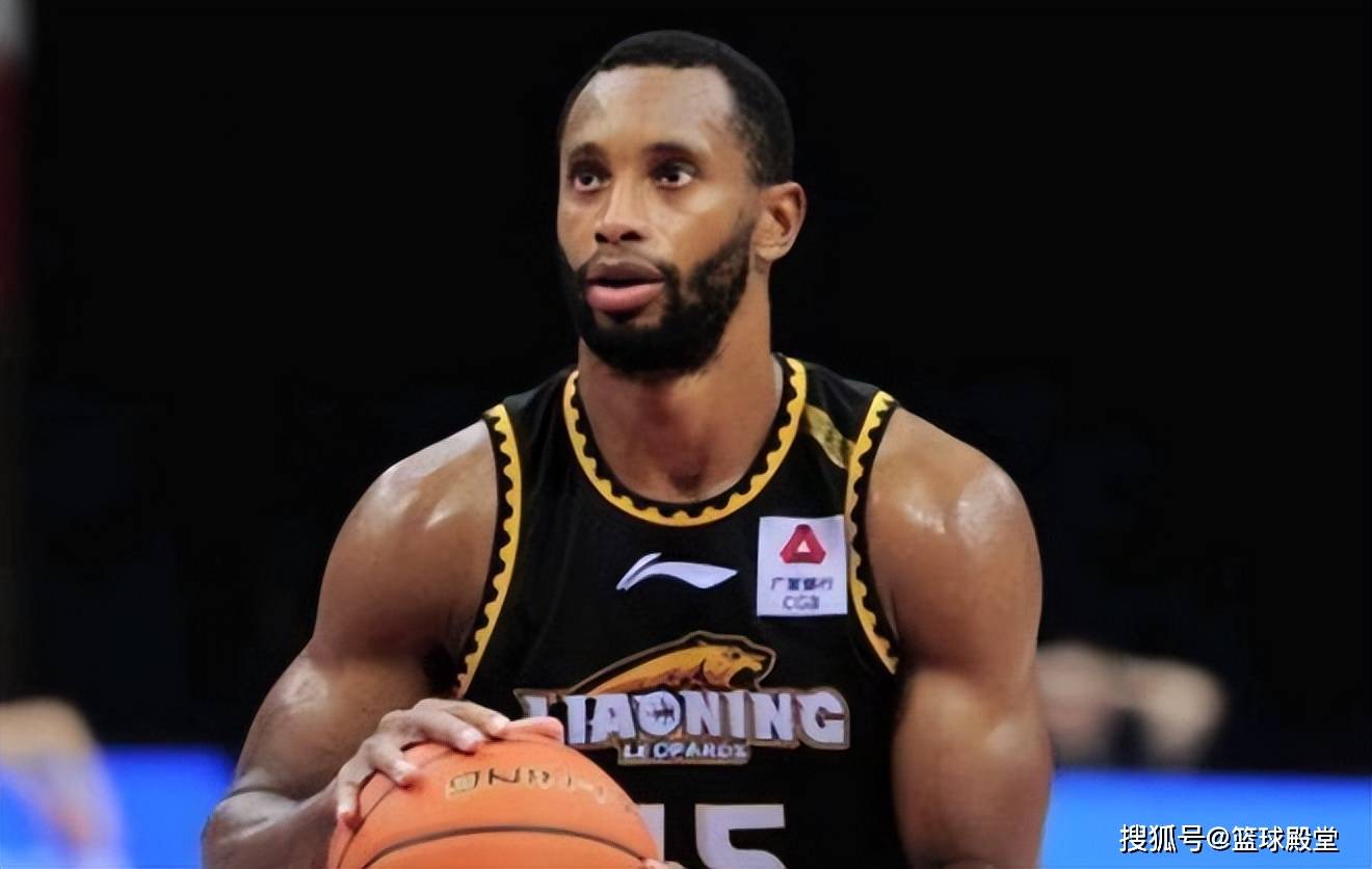 原创            赌一波?曝弗格加盟上海,上赛季状态糟糕,能否焕发第二春?