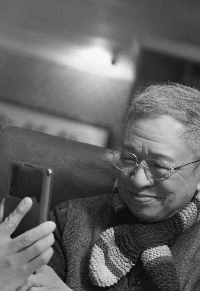 原创            著名演员许绍雄去世,享年76岁,生前传授人生哲理