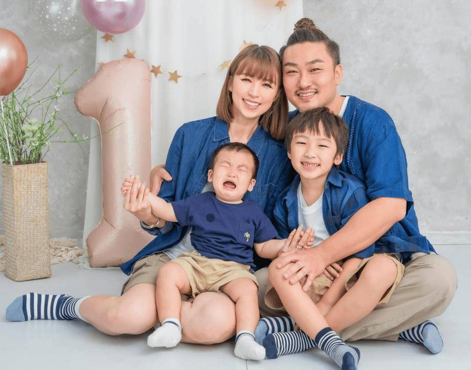 前TVB性感人妻获亚洲美胸大奖！大晒傲人身材却被批过于暴露！气到发长文反击