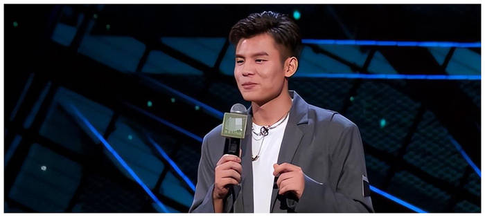 在这座城市的生活，处处都有脱口秀的素材｜新大众文艺·艺中人