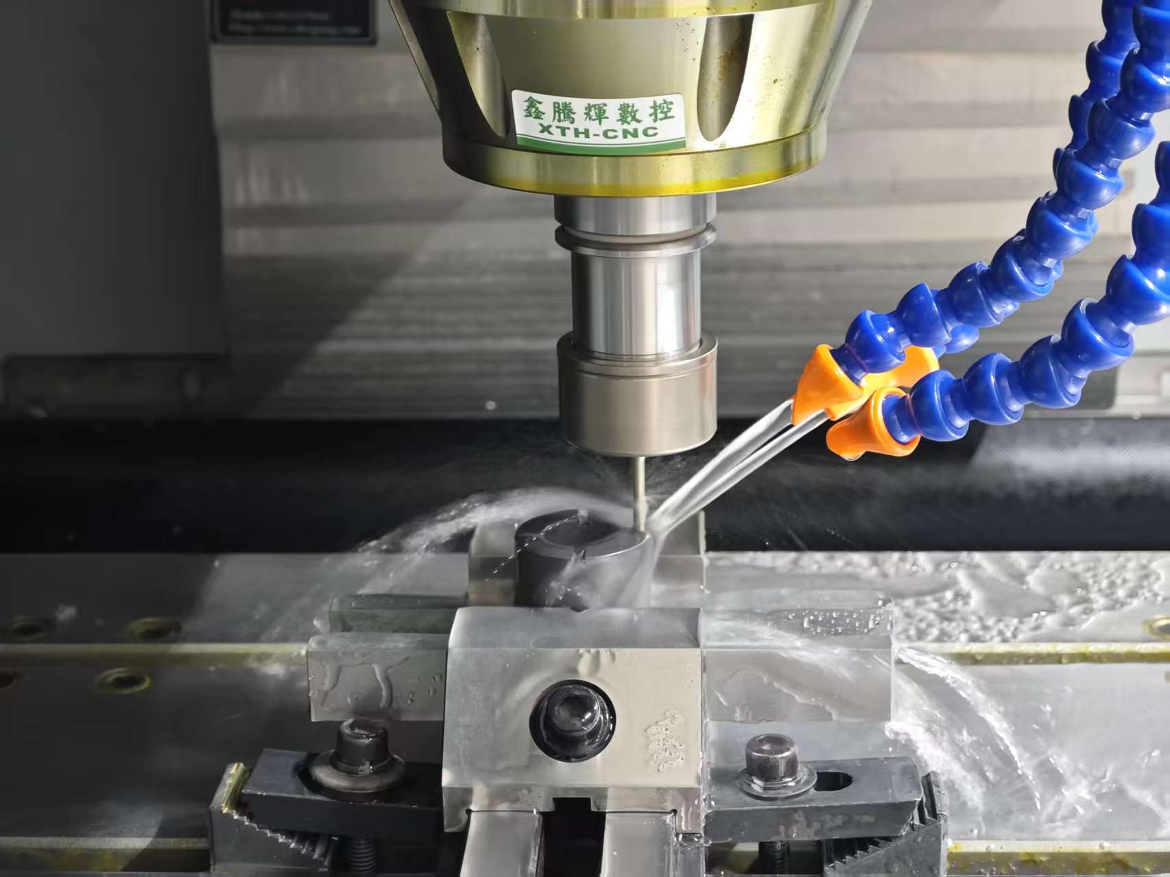 碳化硅陶瓷与氧化铝陶瓷的加工刀具有区别吗