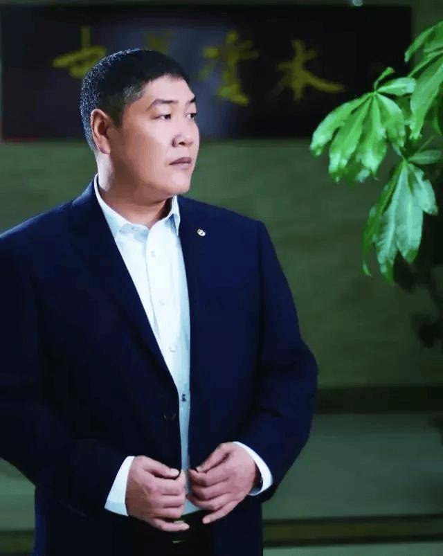 【商界】潍坊东方企业家俱乐部常务理事长、山东北方文化艺术品有限公司董事长：张光文先生