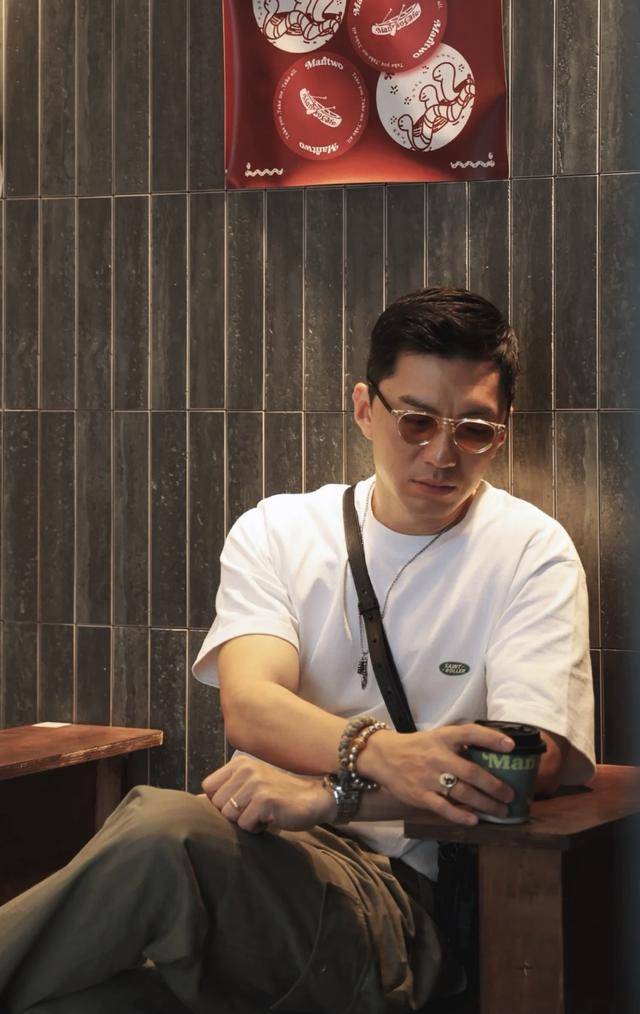 TVB女星晒孕期写真！怀二胎肚大如球状态佳，胎儿性别引关注