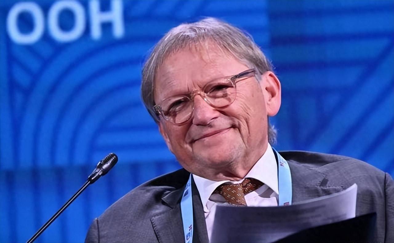 原创            被俄乌一战打醒，普京政府承认，过去低估东方，日后永久转向东方