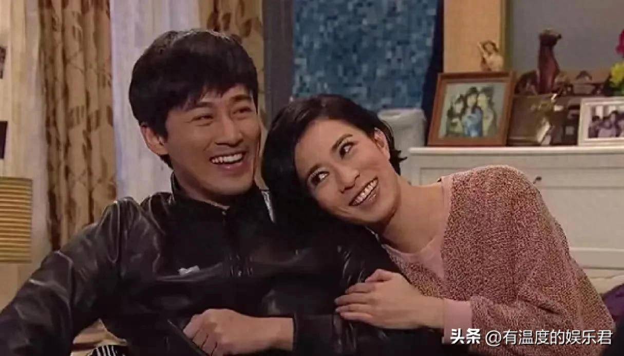 原创            林峰也没有想到,许绍雄病逝,佘诗曼一个举动实现口碑爆涨