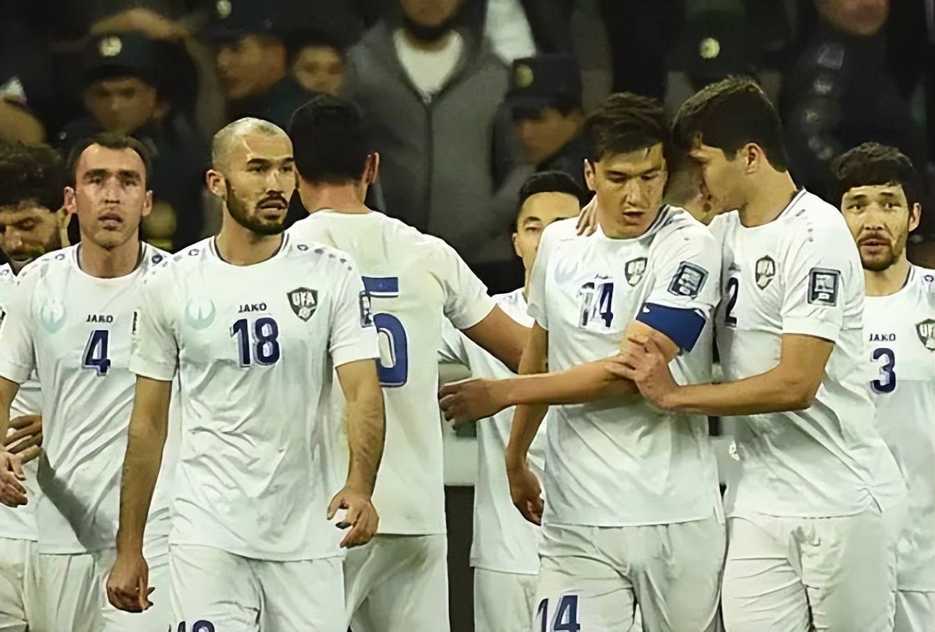 原创            一举两得！卡帅带乌兹别克斯坦参加世界杯：卡帕泽来带国足？