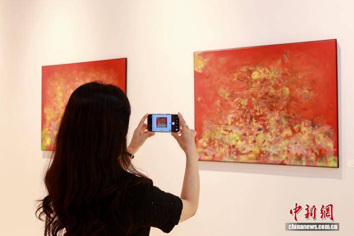 匈牙利艺术家在重庆办展 彰显艺术交流魅力