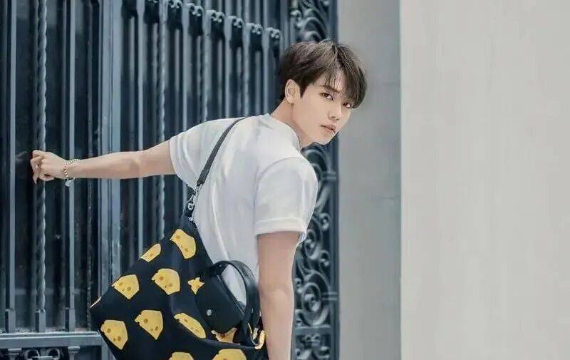 【2025.10.23】阿云嘎郑云龙合体？女明星前五？侯明昊是直男？刘宇演唱会艺术奖？林小宅进影视圈成功？林彦俊最近？