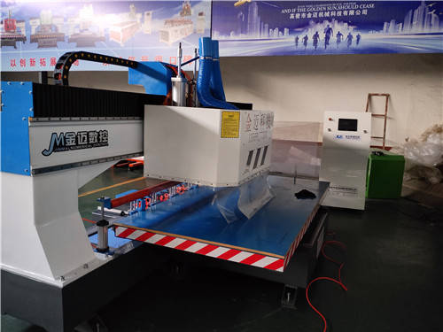 木工全自动裁板机器 往复锯精密：家具制造的“高效裁切管家”