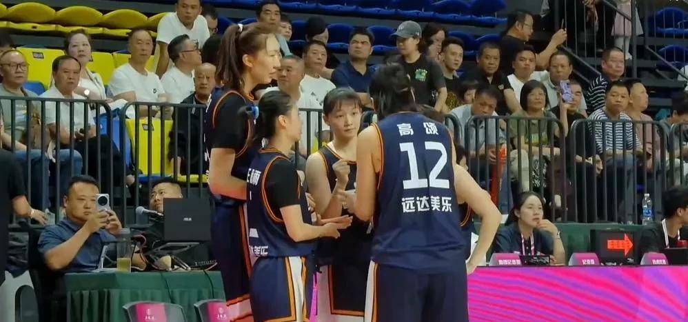 原创            女篮锦标赛14决赛，韩旭大战刘禹彤李梦替补，新节目直播表来了