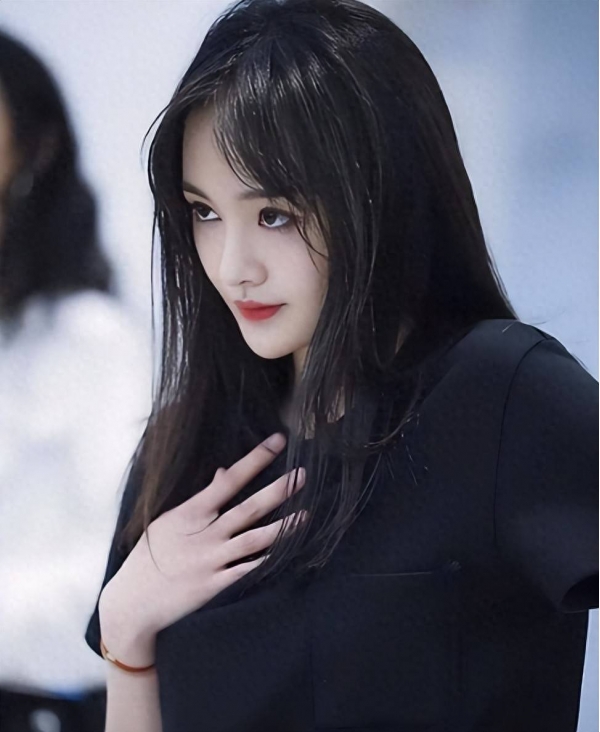 分手9年再看胡彦斌郑爽，一个身价过亿，一个证实张翰没说错