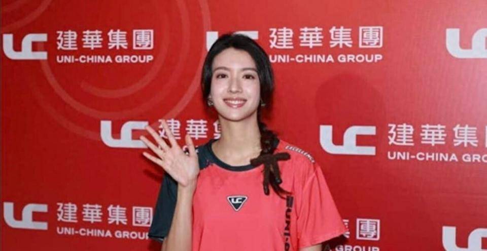 原创            TVB视后回应离巢传闻，两年没拍新剧，否认有富豪男友