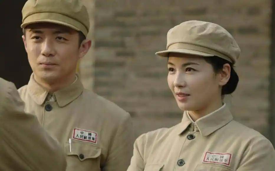 原创            “硅胶脸” 混进历史剧，遇天然脸演员秒被降维打击？