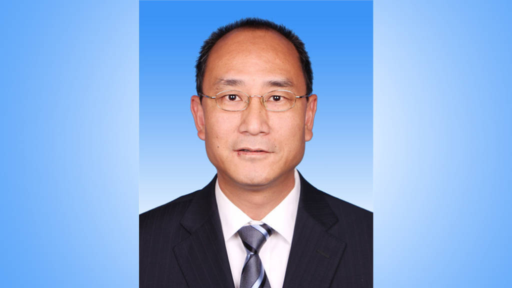 云南昆明市委常委、常务副市长陈伟主动投案