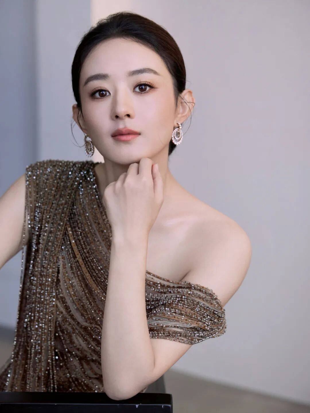 榜妹热线 ｜赵丽颖即将进组？陈哲远商务？田栩宁新剧开机？张雅钦余承恩合作？赖伟明男二？