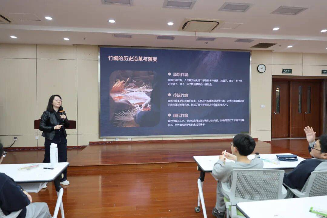 侨基层 | 闵行：非遗竹编进校园 侨界文化传薪火