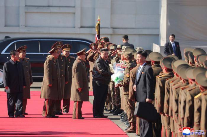 金正恩视察第十一军（图），韩媒：系朝鲜最精锐特种部队