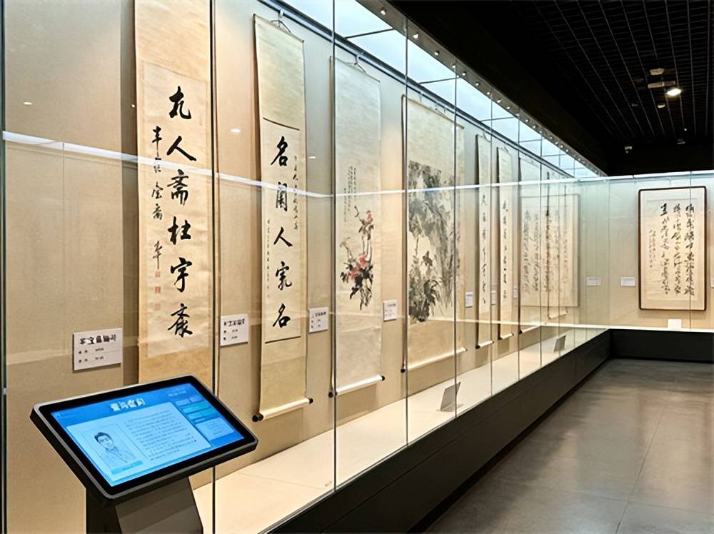 丰宝斋旧书字画收购：北京上门，透明报价不压价