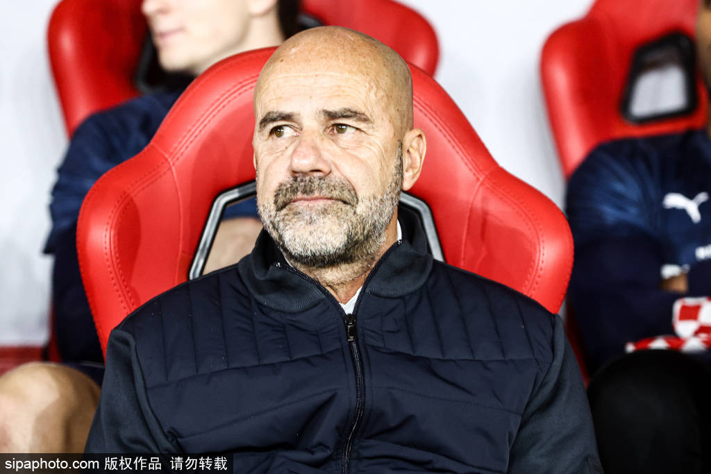 邵佳一出任中国国家男子足球队主教练：新任主帅的挑战与期望