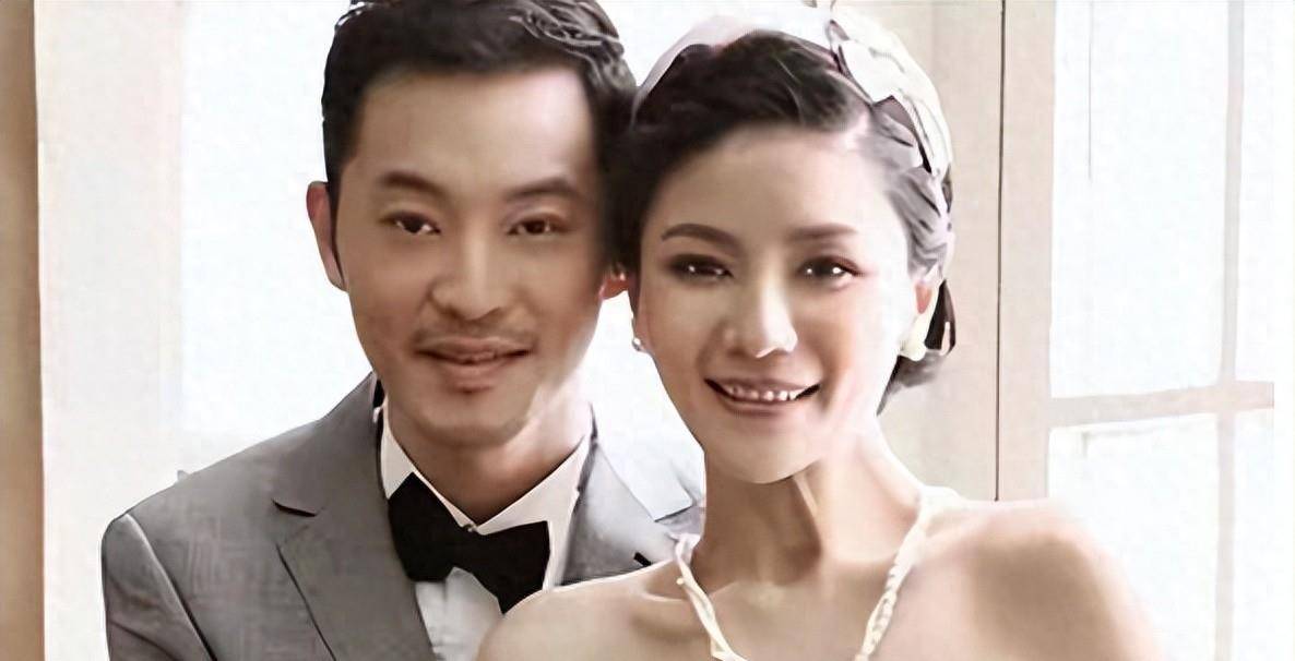 恩爱14年难抵残酷现实？和女星亲密互动的沙溢，没给胡可留"体面"