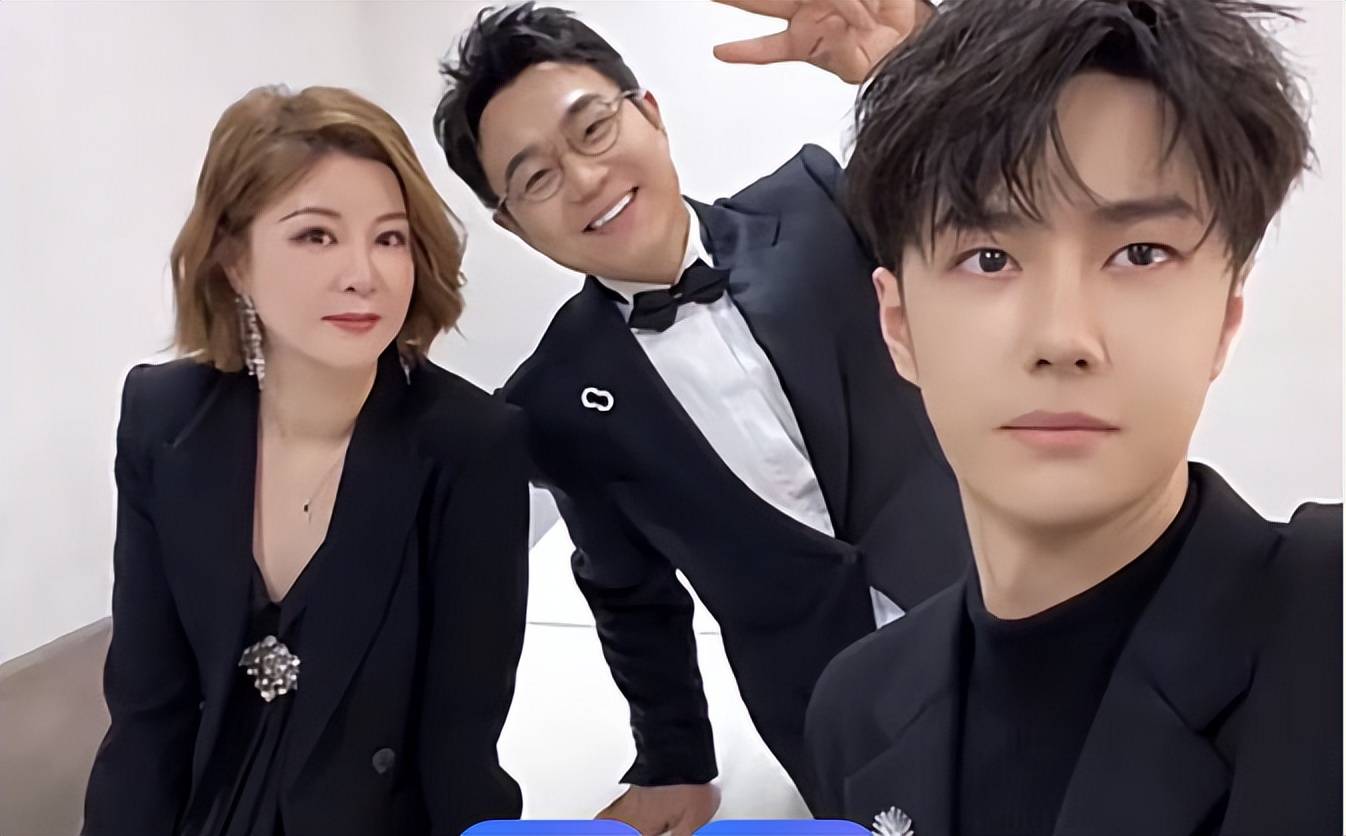 原创            受王一博不续约传闻影响，乐华股价大跌，粉丝开心，杜华成荒谬姐