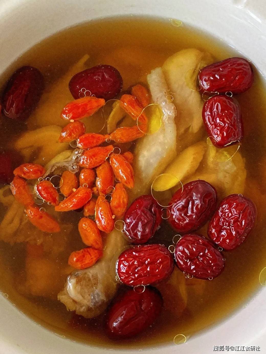 原创            冬天补气血就是养命！这3道菜，补气血，抗衰老，手脚不凉稳过冬