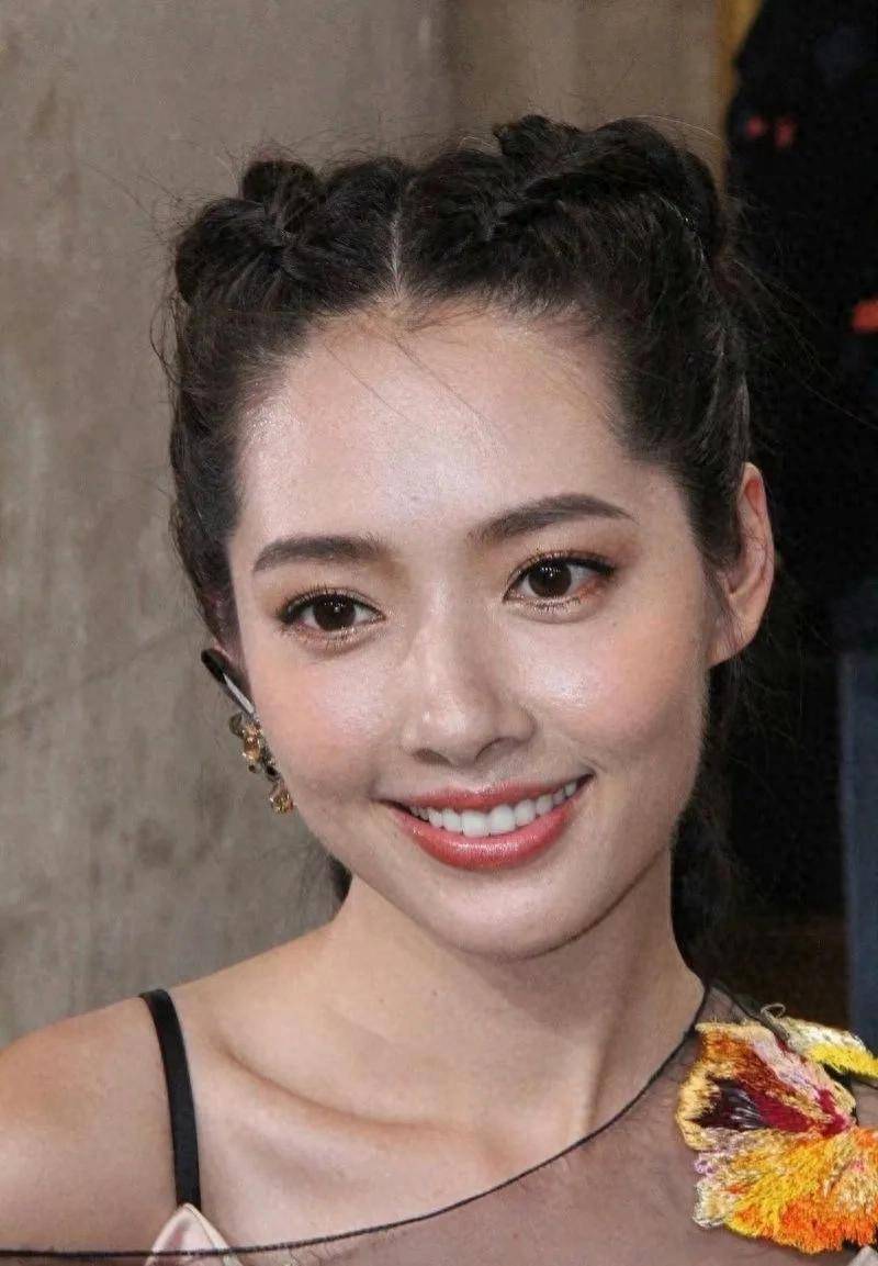 原创            郭碧婷离开滤镜之后，美若天仙，难怪向太一眼相中，选她当儿媳