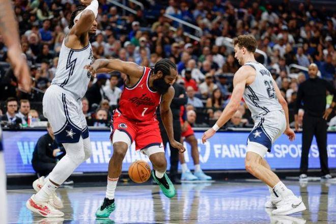 原创            快解散吧！快船101-129魔术，看数据：他是头号罪人！