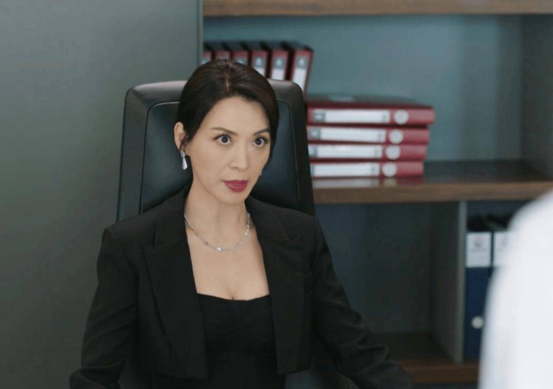 TVB花旦离婚后曾忧47岁无人要！与医生老公不打算生小孩！直言：他自己有啦