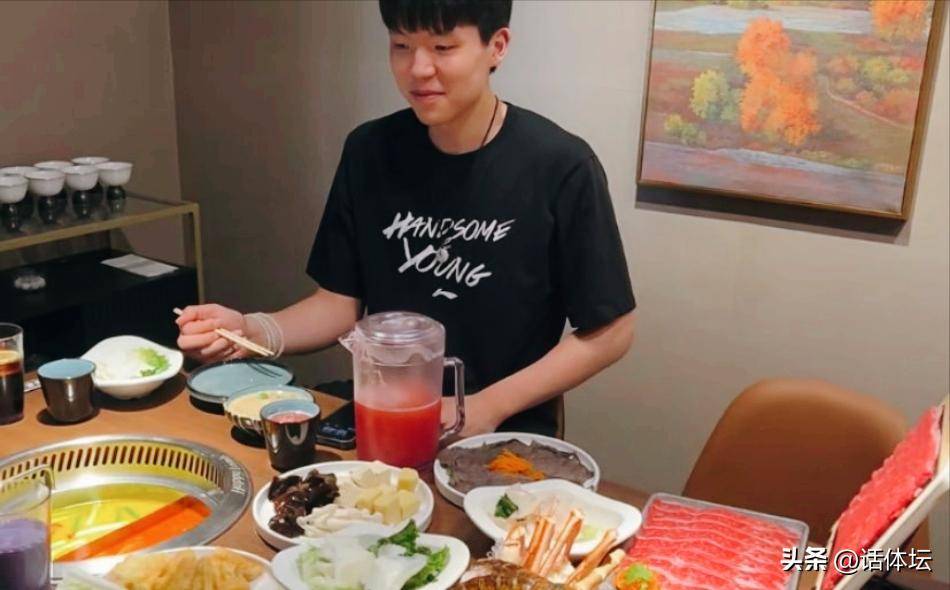 原创            濒临第4！杨瀚森：该何去何从