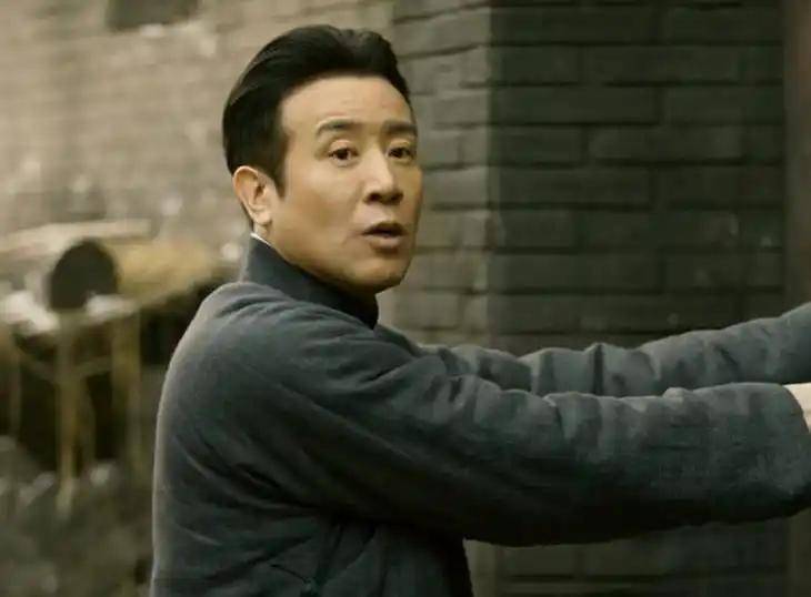 原创            年代剧再出王炸，首播 1 集收视全国第一，老戏骨封神？