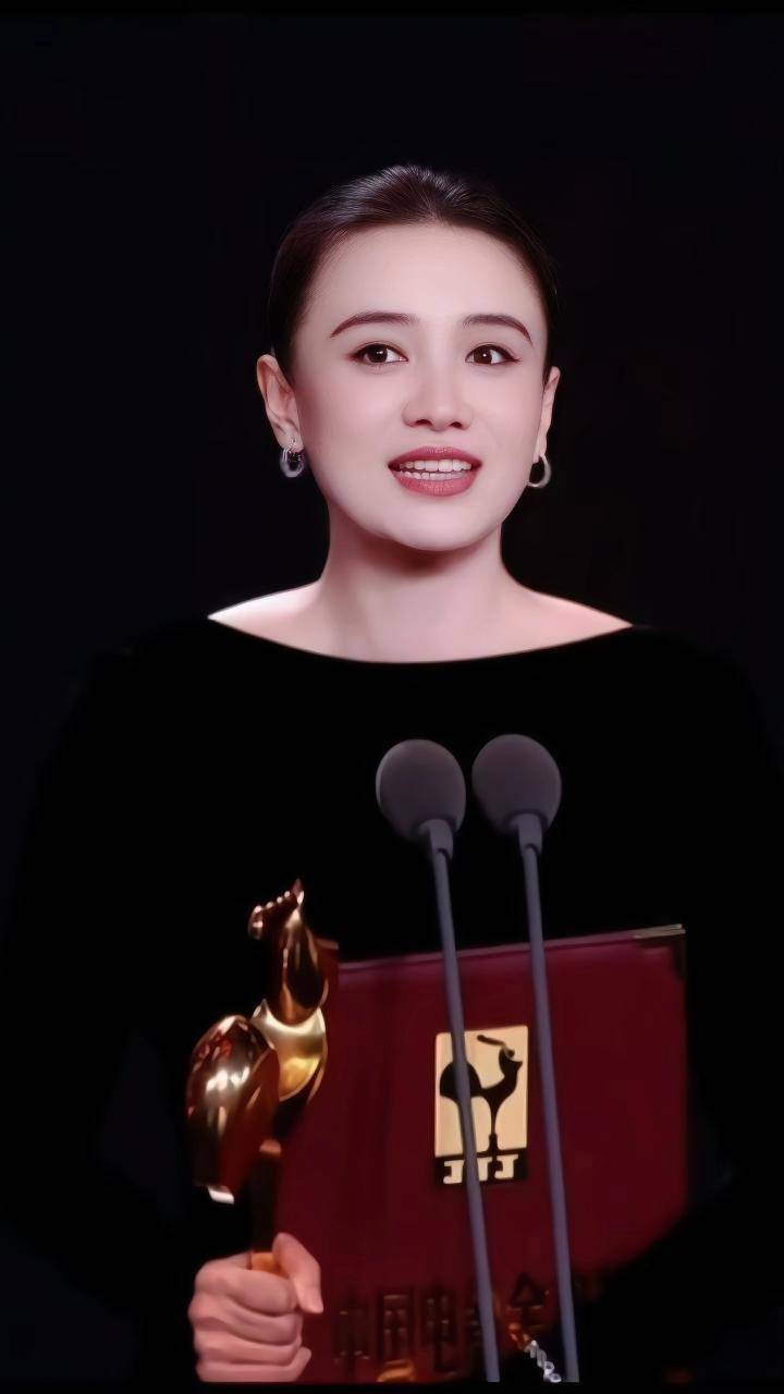 原创            张艺谋也没想到，金鸡奖结束的第二天，他就被扒了一个底朝天