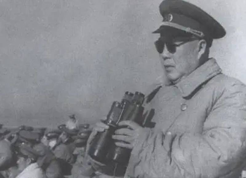 原创            西路军战败后，他突围成功，到新疆后没有分配职务，建国后授上将