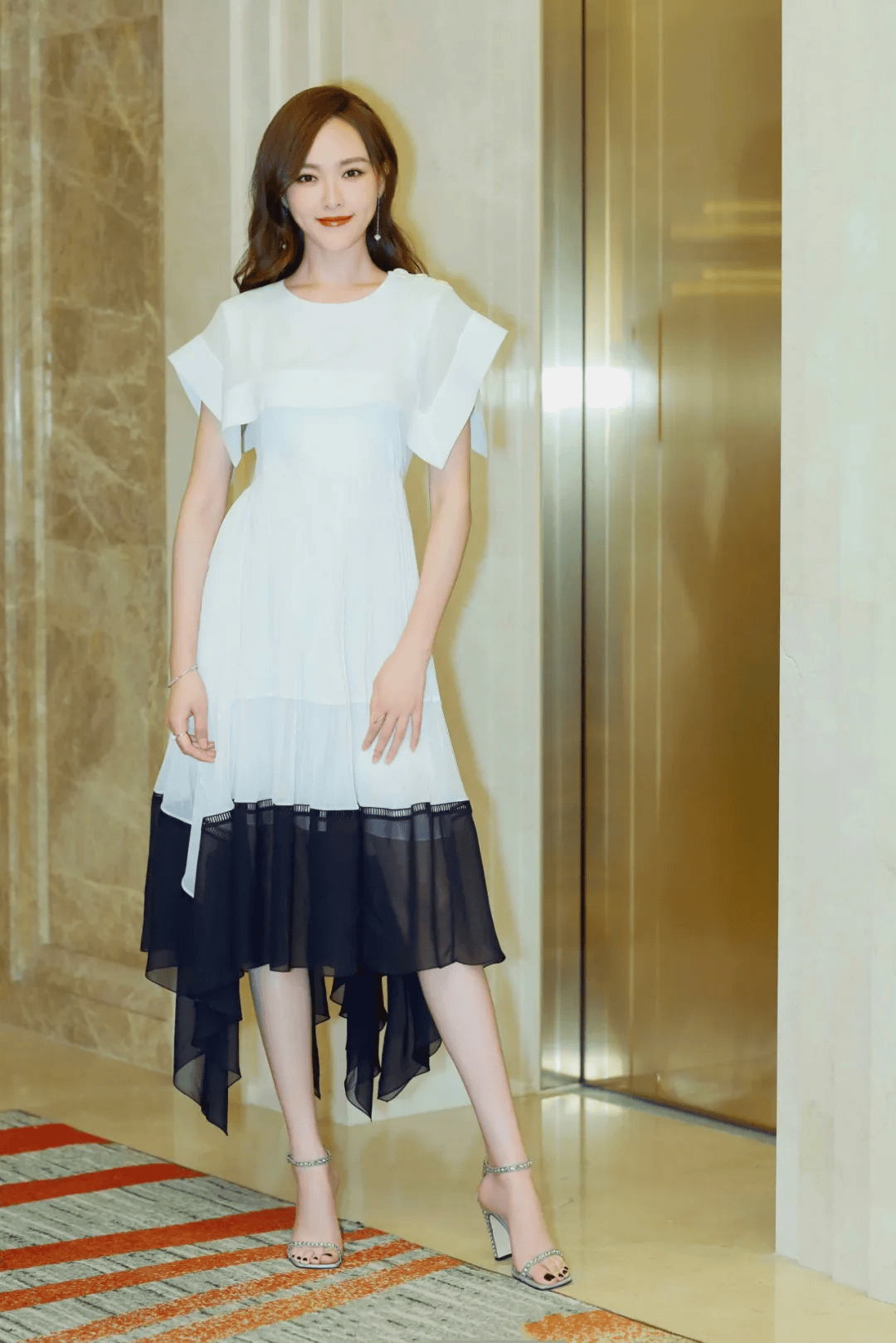 唐嫣，气质美女，性感写真壁纸